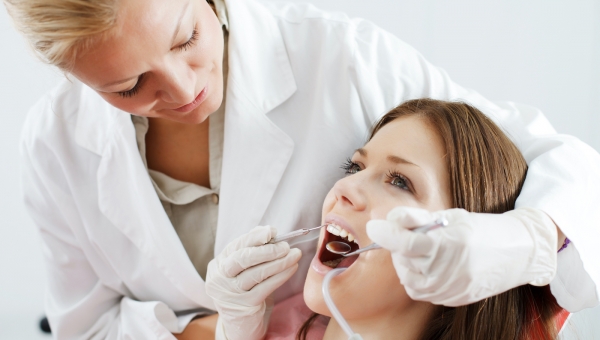 How Important is it to Get a Teeth Cleaning With Our Southwest Houston Dentist?